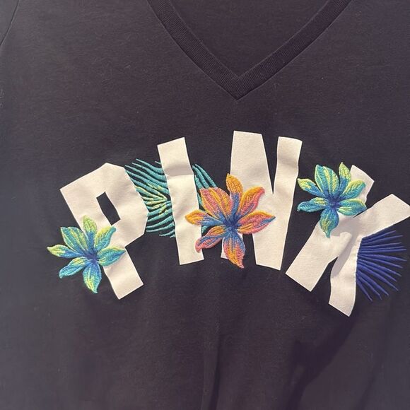 PINK Victoria's Secret Black and Pink Crop Tie Front T-Shirt SZ small - Picture 2 of 7
